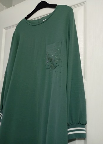 Yeşil Uzun Kollu Salaş Uzun Elbise - Görsel 2