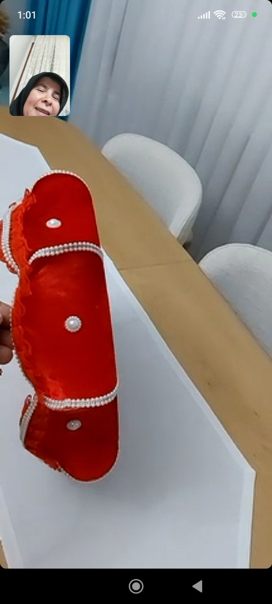 Kırmızı Parlak Satenli Sepet - Görsel 3