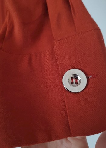 Düğmeli Kiremit Rengi Kadın Gömlek - Görsel 4