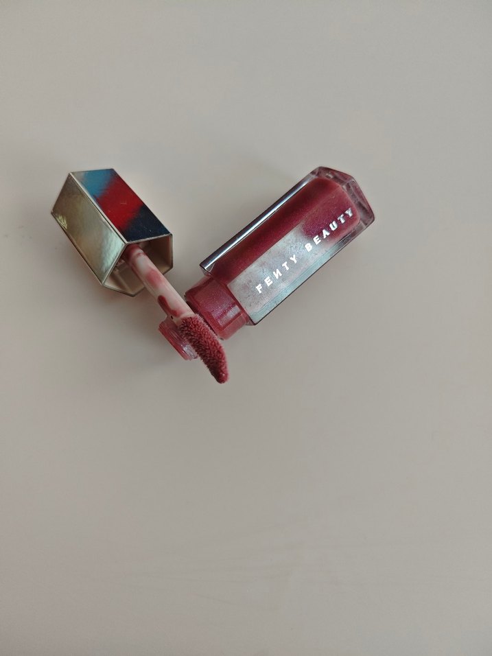 Fenty Beauty Lip Gloss - Görsel 2