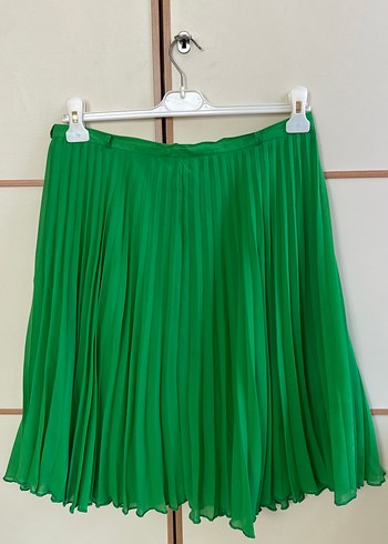 Zara Yeşil Pilili Midi Etek