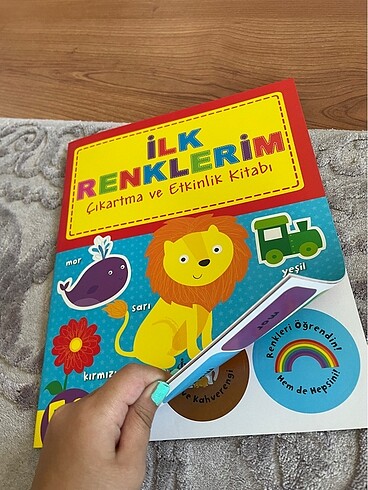 Renkler konulu bol sticker - çıkartmalı etkinlik kitabı