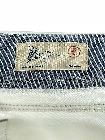 28 Beden beyaz Renk Gap Jean / Kot %70 İndirimli.