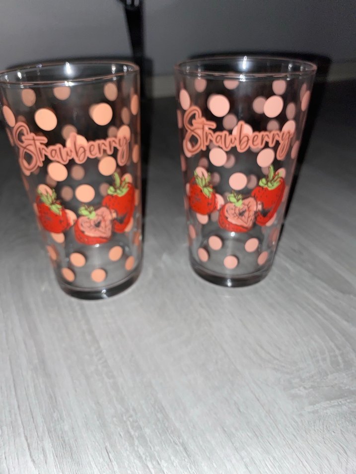 Pembe Puantiyeli Çilek Desenli Bardak - Görsel 3