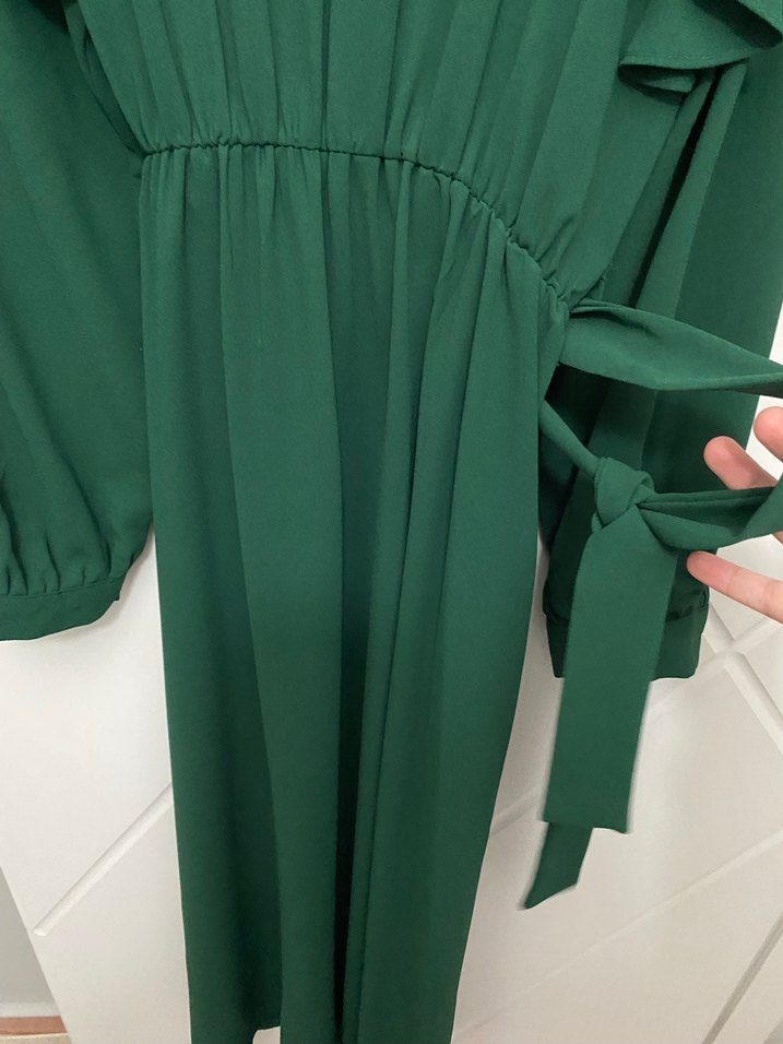 Zincir Detaylı Yeşil Uzun Abiye Elbise - Görsel 5