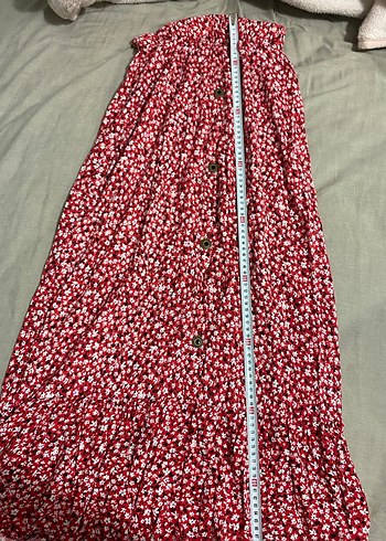 Kırmızı Desenli Düğmeli uzun Etek - Görsel 2