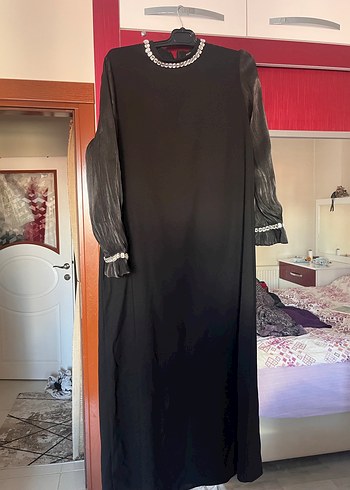 Uzun Siyah Gotik Drapeli Elbise