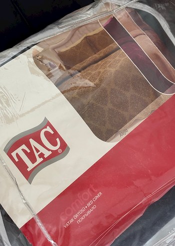 Koyu Mor Desenli Yatak Örtüsü - Görsel 5