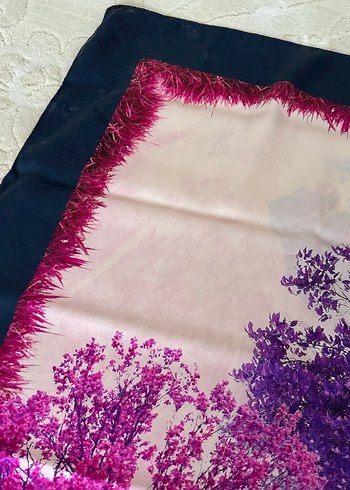 Armine ipek eşarp - Görsel 3