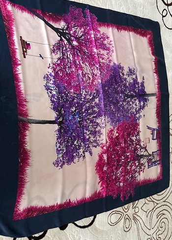 Armine ipek eşarp - Görsel 2