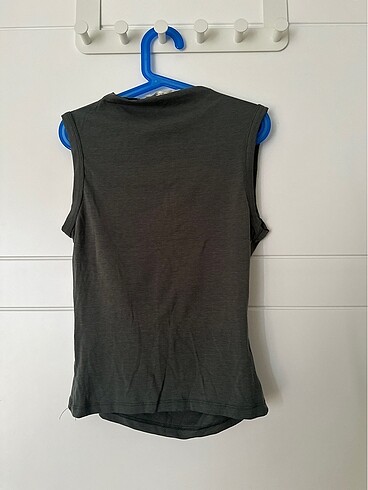Pull and Bear Haki yeşil bluz