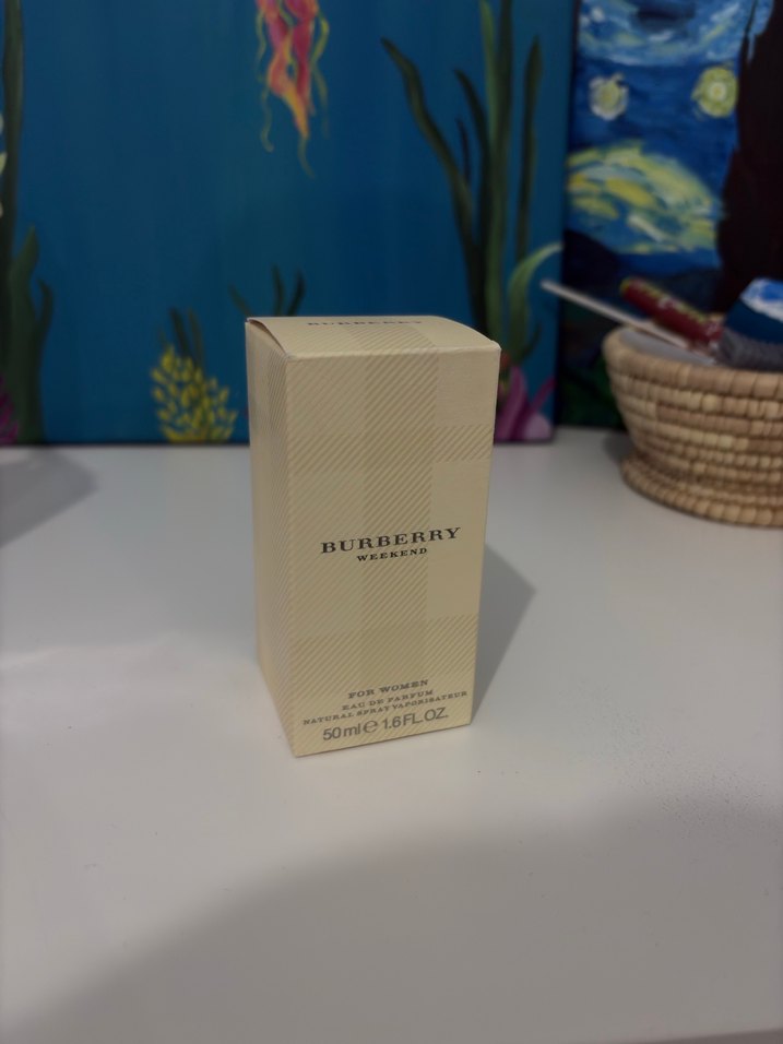 Burberry Weekend Kadın Parfüm 50 ml - Görsel 2