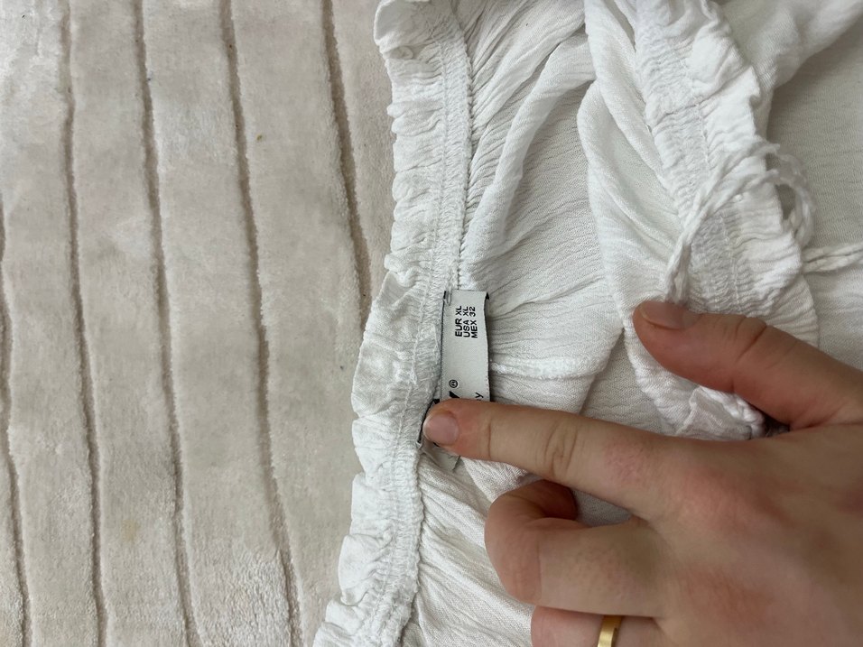 Püsküllü Beyaz Keten Bohem Bluz - Görsel 3