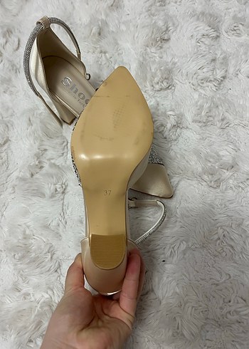 Beyaz Pul Detaylı Kadın Topuklu Abiye Ayakkabı - Görsel 3