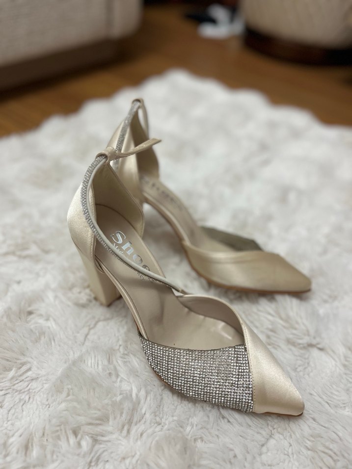 Beyaz Pul Detaylı Kadın Topuklu Abiye Ayakkabı - Görsel 5