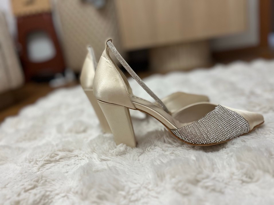 Beyaz Pul Detaylı Kadın Topuklu Abiye Ayakkabı - Görsel 4