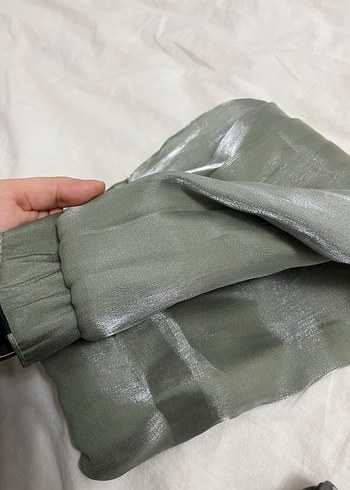 Kadın Parlak Haki Saten Şal - Görsel 2