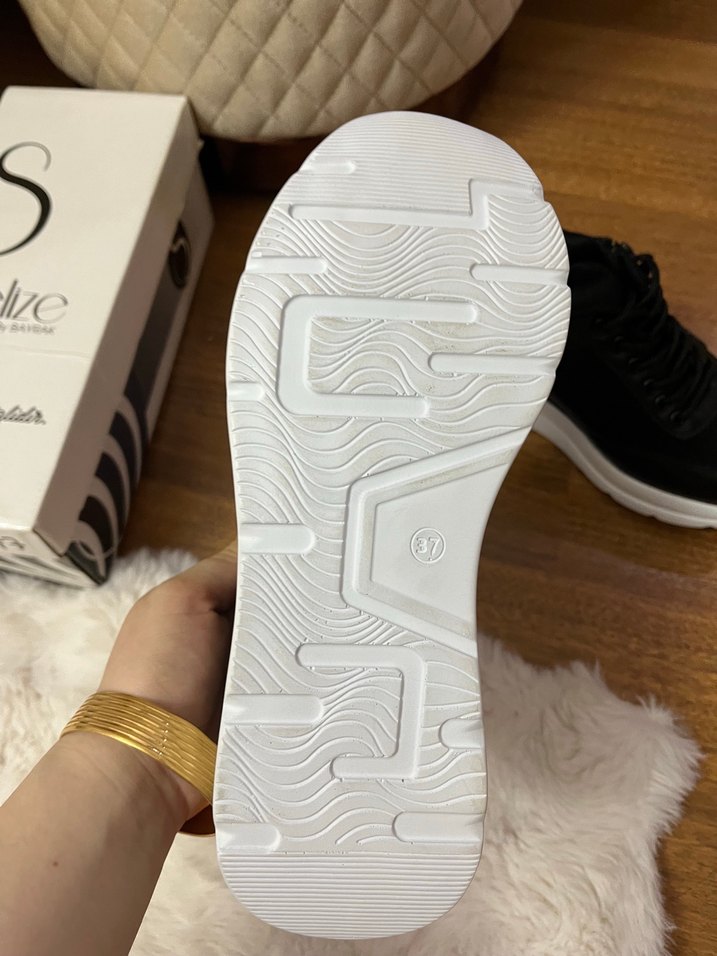 Siyah Yılan Desenli Dolgu Topuklu Kadın Spor Ayakkabı - Görsel 5