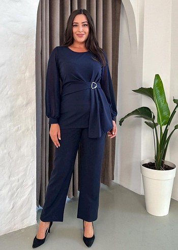 Büyük Beden Özel Günlere Uygun Lacivert Kemerli Takım - Görsel 4