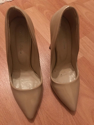 Diğer Stiletto
