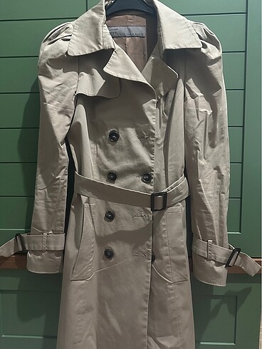 Zara marka trençkot