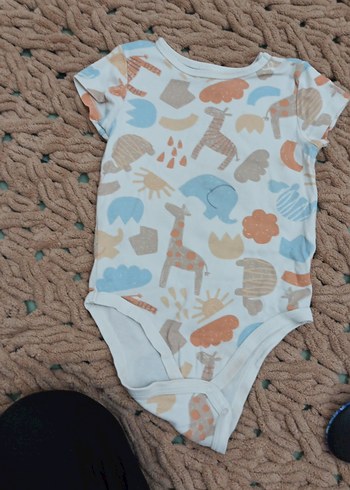 Desenli Kısa Kollu Erkek Bebek Body