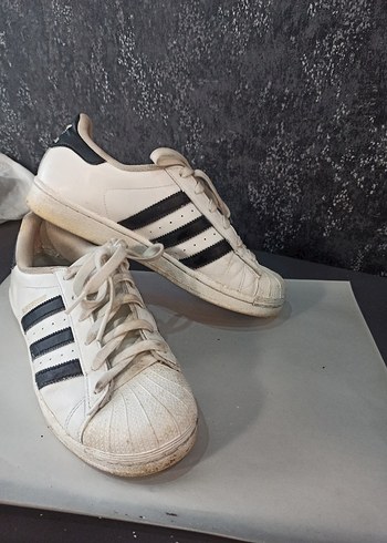 Adidas Beyaz Kadın Günlük Spor Ayakkabı
