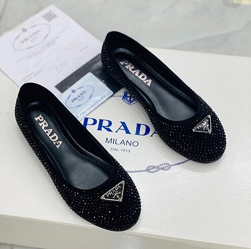 Diğer Prada babet