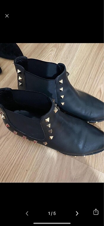 Valentino Valentino kısa bot
