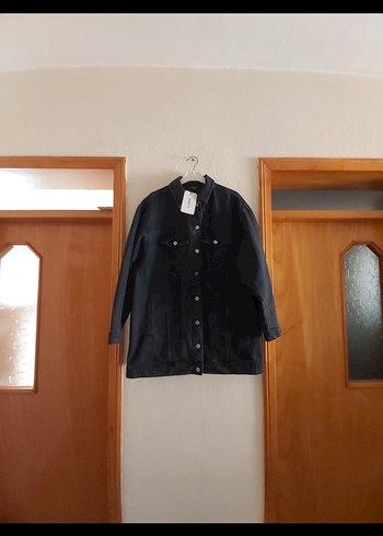 Siyah Düğmeli Midi Denim Ceket