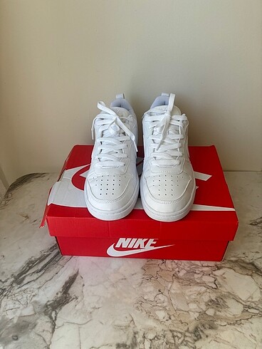 Nike kadın spor ayakkabı