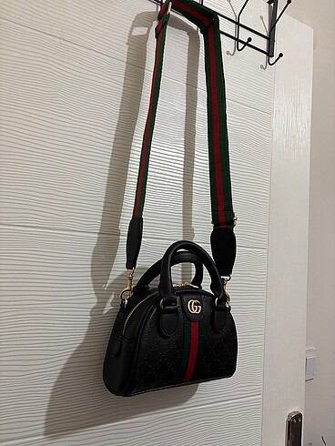 Gucci siyah deri el ve çapraz çanta