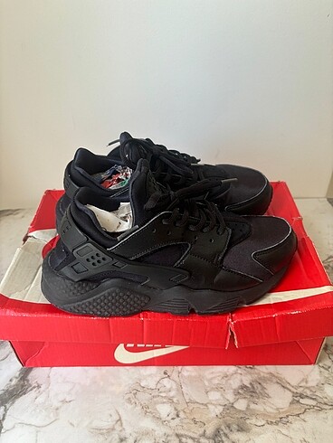 Nike spor ayakkabı