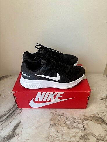 Nike Nike kadın ayakkabı