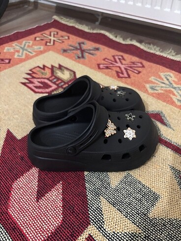 Crocs Taşlı crocs terlik