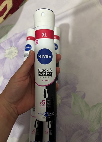 NIVEA Black & White Kadın Deodorant XL - Görsel 3