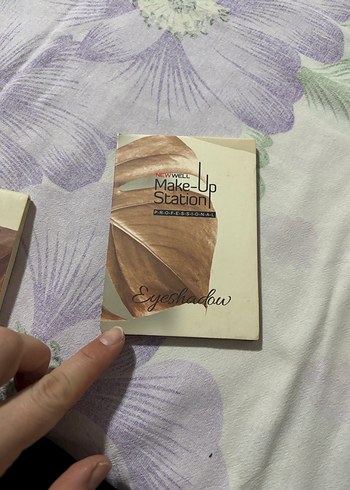 Bej Tonlarda Altı Renkli Far Paleti - Görsel 2