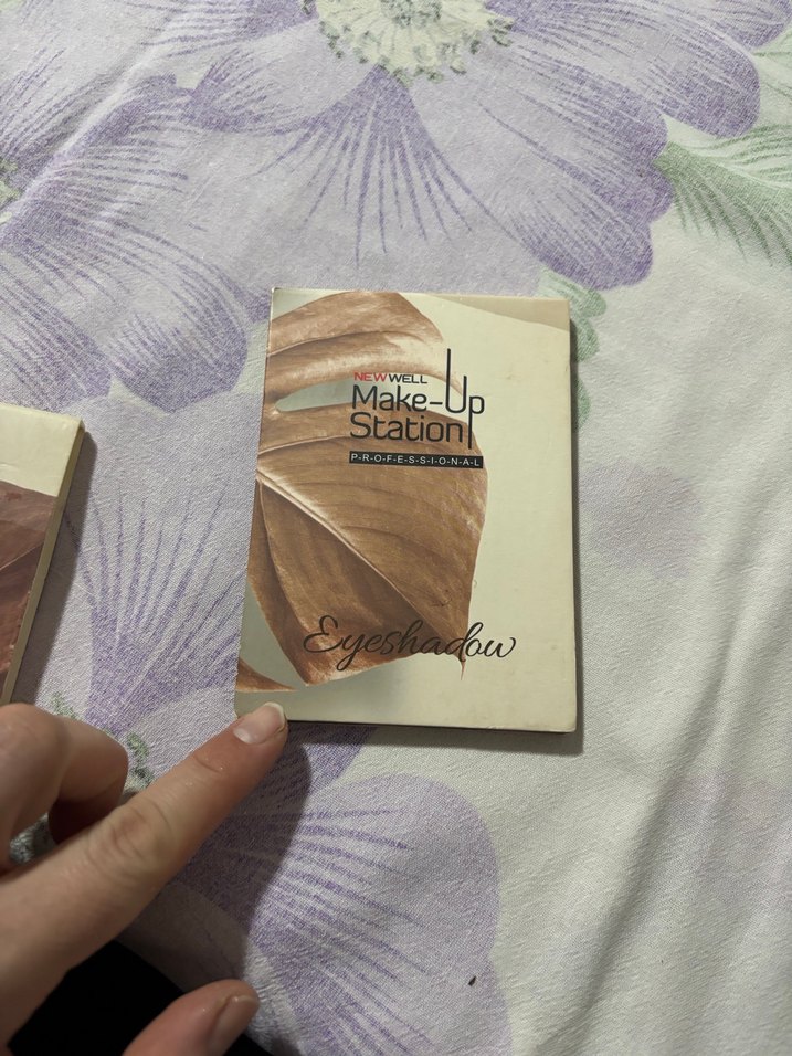 Bej Tonlarda Altı Renkli Far Paleti - Görsel 2