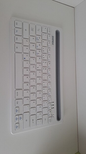 Everest marka kablosuz klavye 
