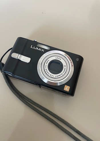 Beden Panasonic Lumix Siyah Dijital Kamera