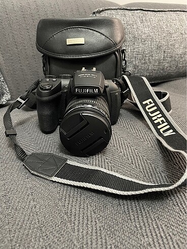 Fujifilm Hs28