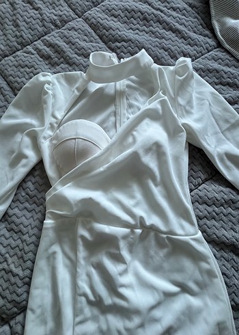 Hafif göğüs Dekolteli simetrikYırtmaç detaylı  özel gün elbisesi - Görsel 2