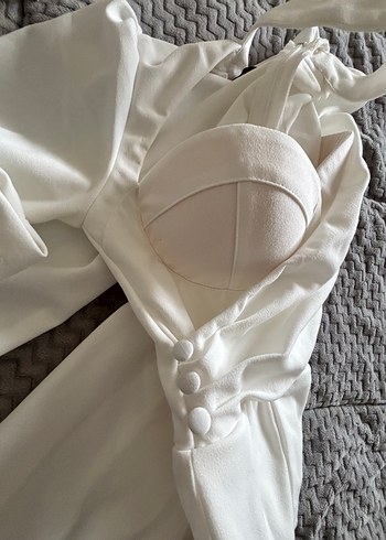 Hafif göğüs Dekolteli simetrikYırtmaç detaylı  özel gün elbisesi - Görsel 3