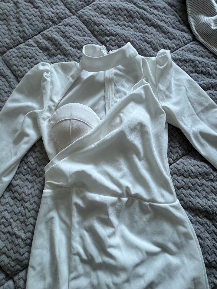 Hafif göğüs Dekolteli simetrikYırtmaç detaylı  özel gün elbisesi - Görsel 2