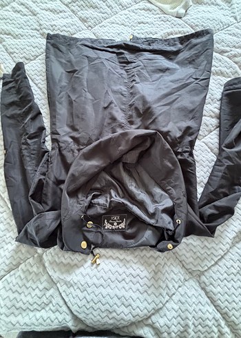 Siyah kadın  Trenchcoat - Görsel 4