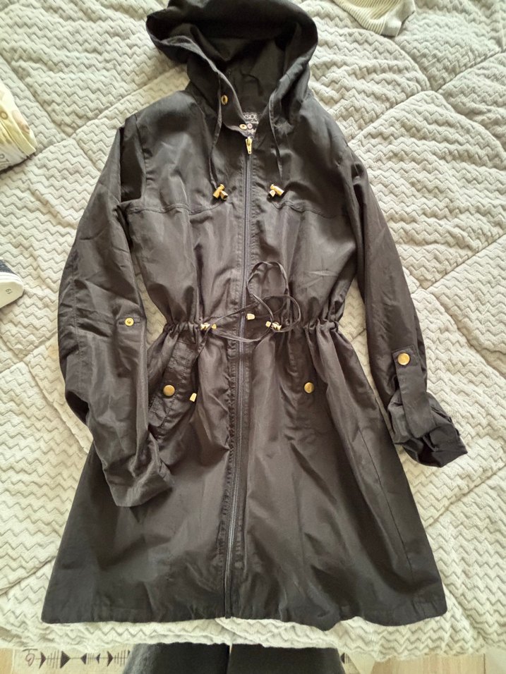 Siyah kadın  Trenchcoat - Görsel 2