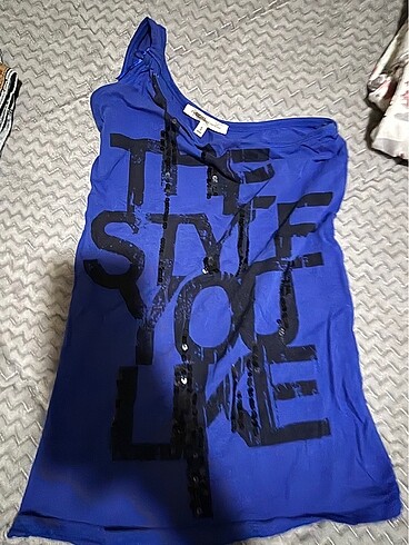 Bershka Tek omuz