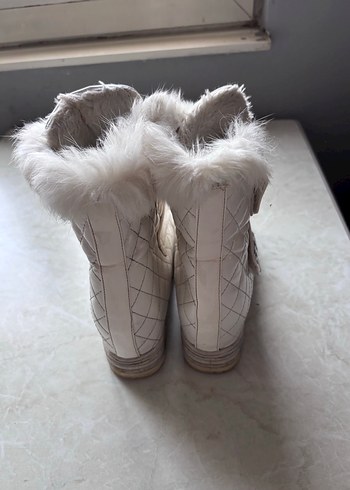 Kürklü Beyaz Kadın Dolgu Topuk Bot - Görsel 11