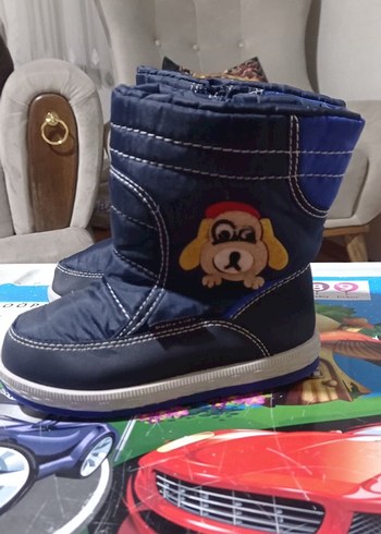 Erkek Çocuk bot - Görsel 2