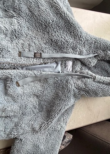 Gri Kapüşonlu Peluş Kadın mont - Görsel 9